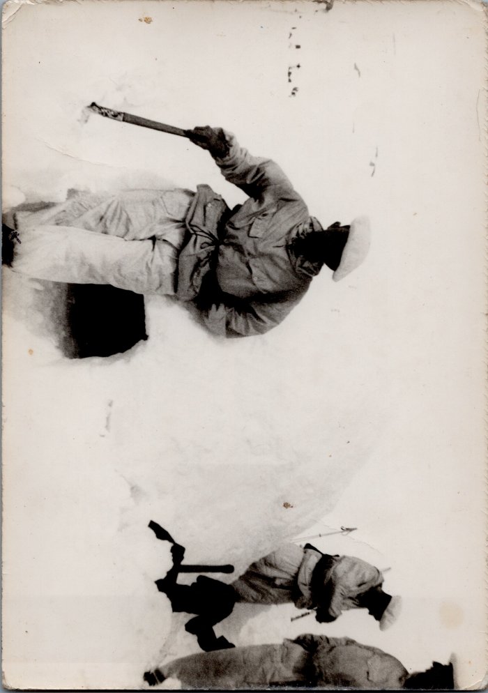 Photo des chasseurs alpin dans la neige