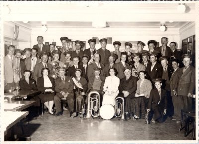 Photo de groupe des vieilles casquettes
