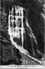 La Pleureuse sur la route de Sales