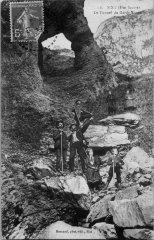 Photo à côté du « Tunnel du Dardé » sur le chemin de la Vogealle