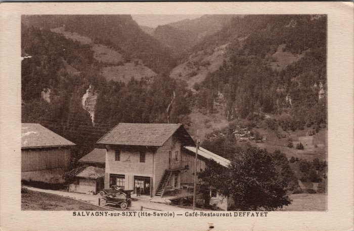 Carte postale à Salvagny - Café Restaurant DEFFAYET 